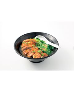 Soupe de nouilles au canard laqué 烤鸭面汤