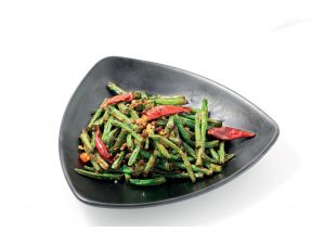 Haricots verts sautés aux piments sichuanais 干煸四季豆