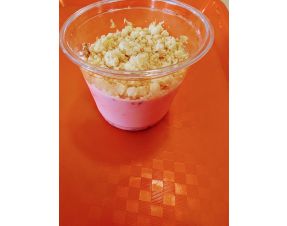 # Panna cotta aux pralines roses et crumble citron
